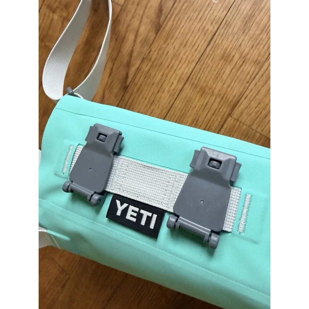 YETI Rambler Large 26/ 36 oz bottle sling RARE Color Aquifer Blue Teal Used